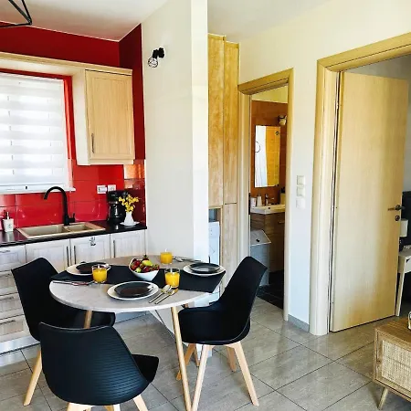 Apartment Cozy Snuggle- 2min To Beach, 6min Walk To Old Town Chania (Crete)