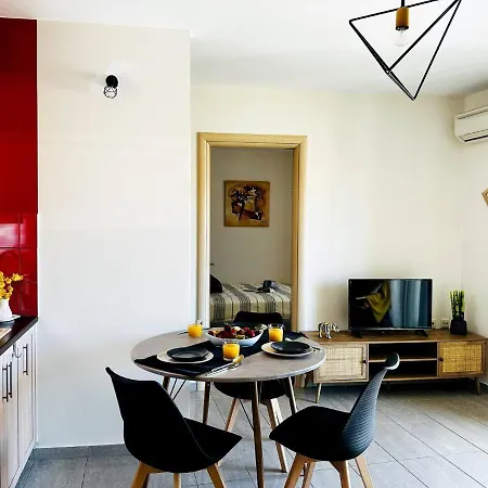 Apartament Cozy Snuggle- 2min To Beach, 6min Walk To Old Town